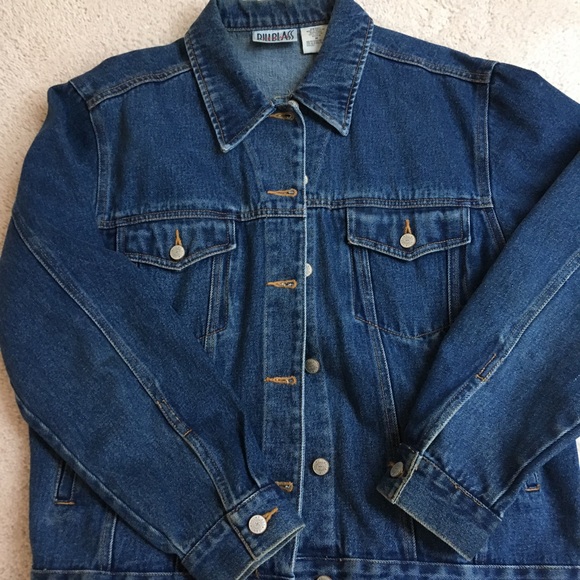 Jean Jacket - Picture 1 of 3